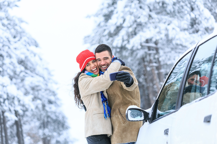 Romantic Snowy Valentine